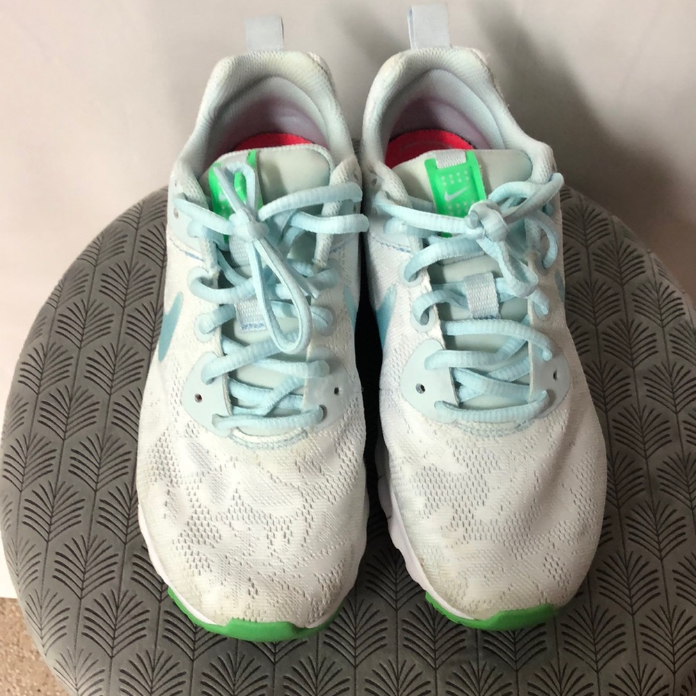 Nike Air green/white/light blue lace floral